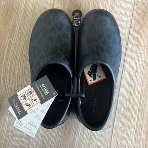 Crocs Womens Clogs - black cheetah print - Size 7, 37-38 euro size - NWT